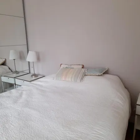 Maison Au Calme Avec Jardin Et Terrasse, Proche Et Pistes Cyclables, Bien Equipee - Fr-1-319-517 度假居